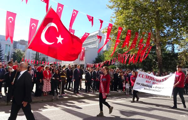 Trabzon’da 29 Ekim Cumhuriyet Bayramı Kutlandı