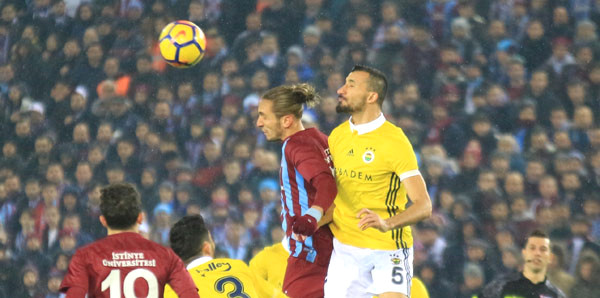 Fenerbahçe Ezeli Rekabette 37-22 Önde
