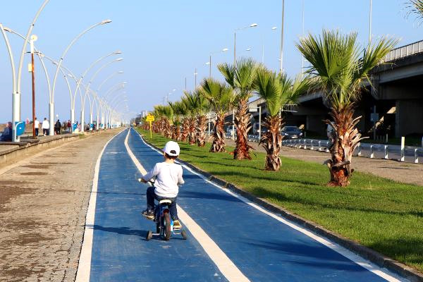 Trabzon’da 8 Kilometrelik Bisiklet Yolu Açıldı
