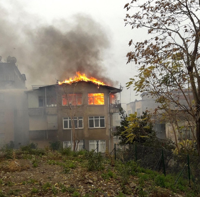 Trabzon’da Yangın Korkuttu