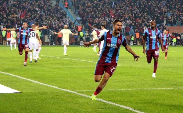 Trabzonsporlu Novak: ‘Beklentim İki Kulvarda da Şampiyonluk Yaşayabilmek’