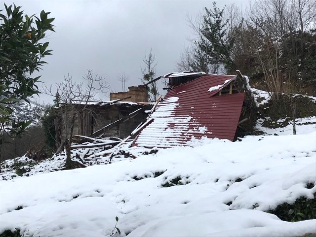 Trabzon’da Fırtınada Zarar Gören 226 Binada Hasar Tespit Çalışmaları Başladı