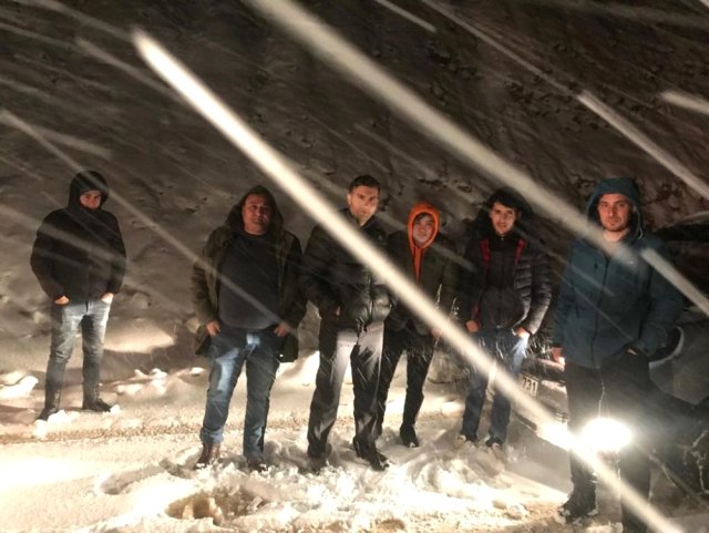 Trabzon’da Karlı Yaylada Mahsur Kalan 3 Yaylacı Kurtarıldı