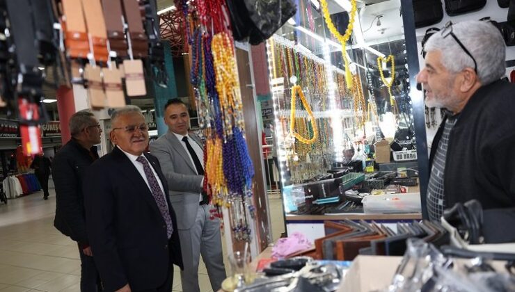 Hunat Çarşısı Lider Memduh Büyükkılıç’ı ağırladı