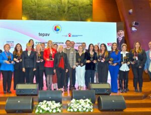 Teşebbüsçü bayanların “2023 yıldızları” ödüllendirildi