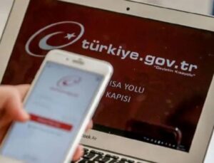 Bürokrasi ‘tuş’ oldu! Ayda 120 milyon giriş yapılıyor