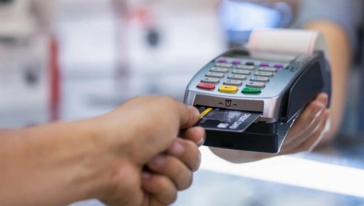 Ferdi kredi kartı borçlanmaları artıyor