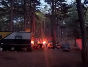 Bursa Kocayayla’da yasaklara karşın kamp ateşi