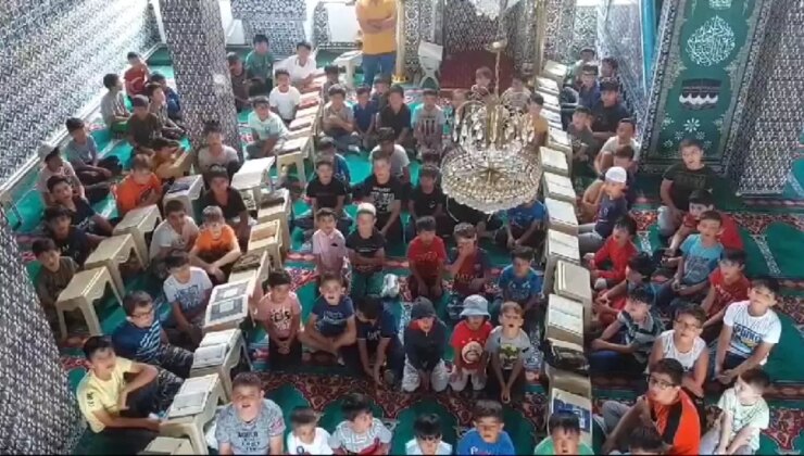 Şehit Eren Bülbül ve Ferhat Gedik yaz periyodu Kur’an kursunda anıldı