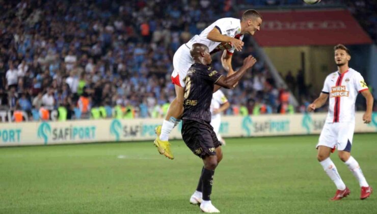 Trabzonspor UEFA Avrupa Ligi’nde Rapid Wien’e mağlup oldu
