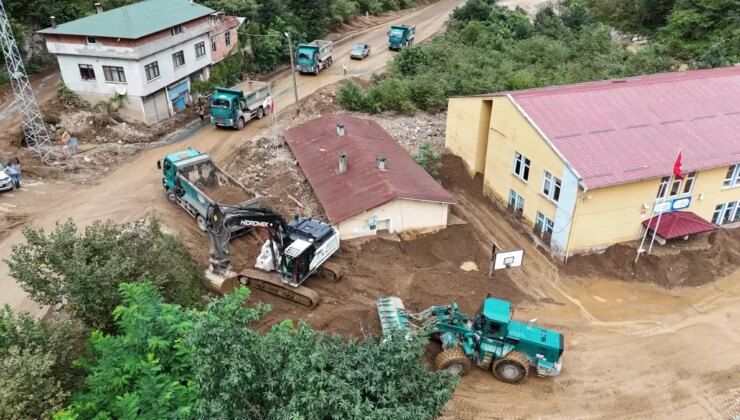 Trabzon’da Sel Felaketi: 1 Meyyit, Altyapıda Büyük Hasar