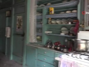 Dursun Dede’nin Farklı Vasiyeti: 1954 Model Kamyonet Mezara Yanı