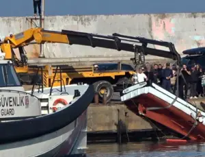 İstanbul Şile’deki deniz kazasında batan tekne çıkarıldı… Balıkçıdan hala haber yok!
