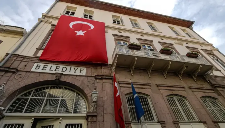 İzmir Büyükşehir’den ‘el koyma’ tepkisi!