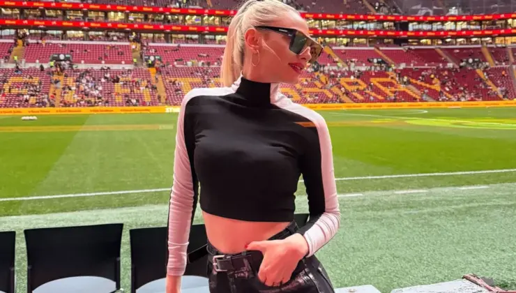 Galatasaray derbisinde VIP protokolü karıştıran gizem: Nevide Çiçek kimin için en öne indi?