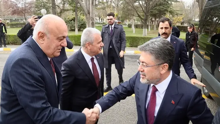 Bakan Yumaklı’dan Konya Şeker’e ziyaret