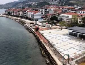 Dalga kırıcı Ulaşlı’da taşkınlarına ‘dur’ diyecek