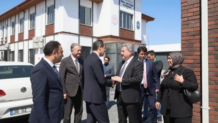 Kayseri Melikgazi’den diş hastanesi muştusu