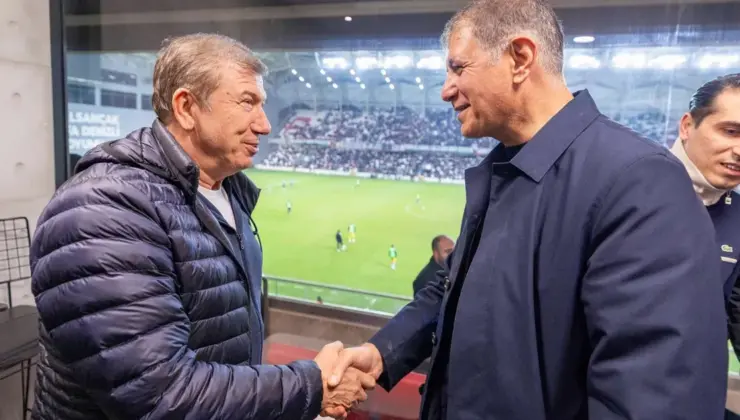 Türk futbolunun efsanesinden Lider Tugay’a Karşıyaka Stadı teşekkürü