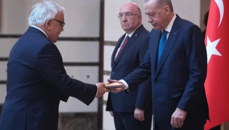Cumhurbaşkanı Erdoğan’a 5 ülkeden itimat mektubu
