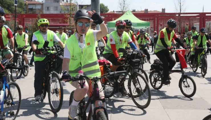 İstanbul Bakırköy’de pedallar 19 Mayıs’a çevrildi