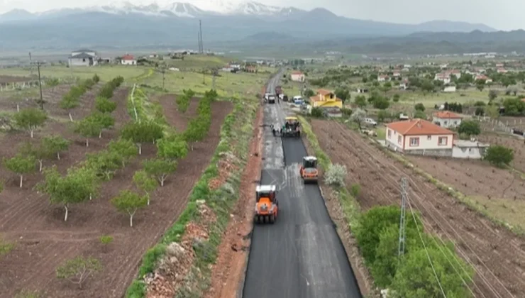 Kayseri Büyükşehir’den 10 milyon liralık asfalt çalışması