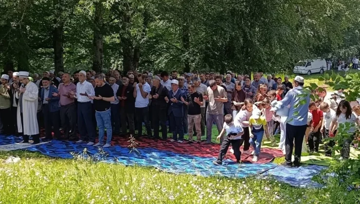 Bilecik Güde Köyü yağmur ve şükür duasında