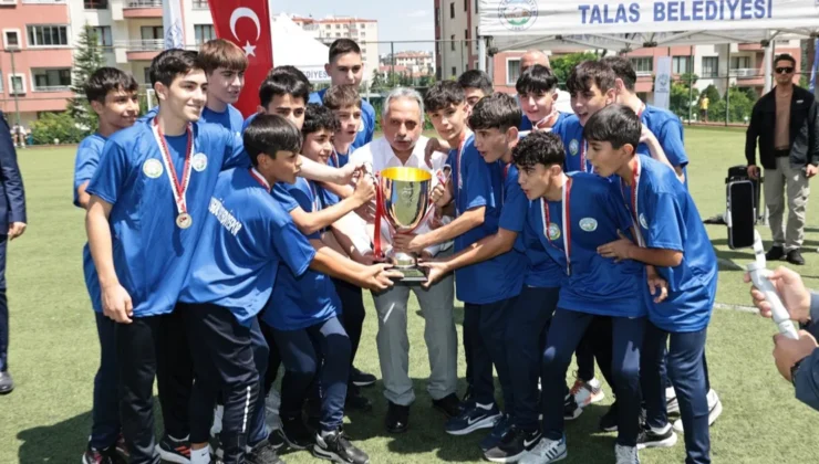 Geleceğin yıldızları Kayseri Talas’ta yetişecek