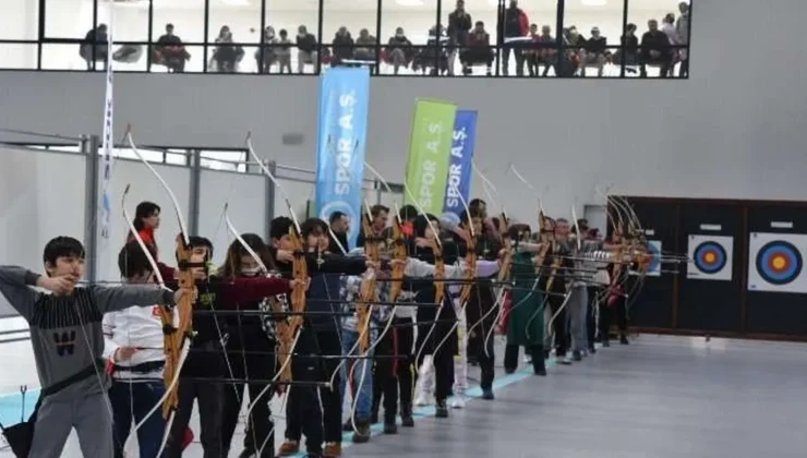 Kayseri’de spor okullarında yaz periyodu başladı