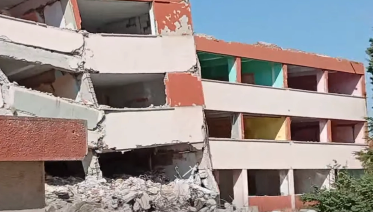 Edirne Keşan’da yıkım tamamlandı… Gözler yeni okulun imalinde