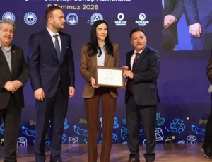 Kayseri Büyükşehir’e ‘sıfır atık’ plaketi
