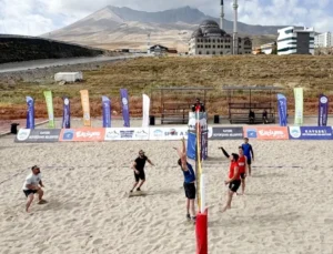 Voleybol tutkunları Kayseri Erciyes’te buluşacak