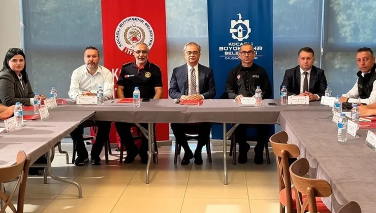 İtfaiyeciliğin geleceği Kocaeli’de konuşuldu